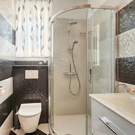 ヴィラ Luxury And Modern With A Pool