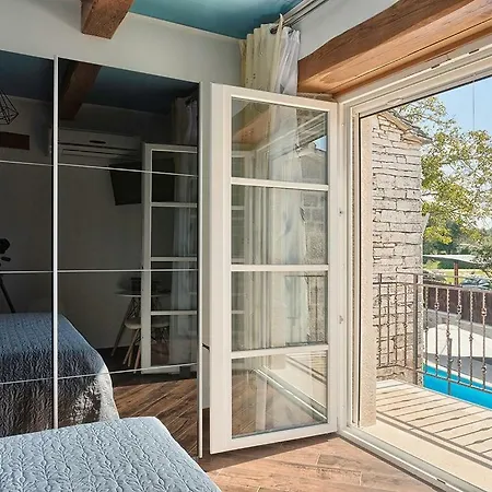Luxury And Modern With A Pool *
