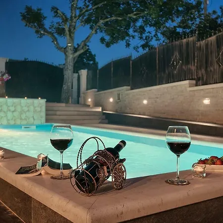 ヴィラ Luxury And Modern With A Pool *