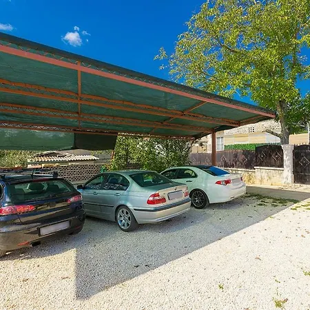 Luxury And Modern With A Pool Stari Pazin