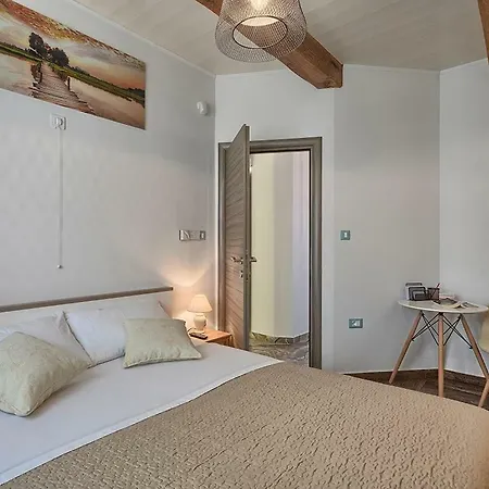 Luxury And Modern With A Pool Villa Stari Pazin