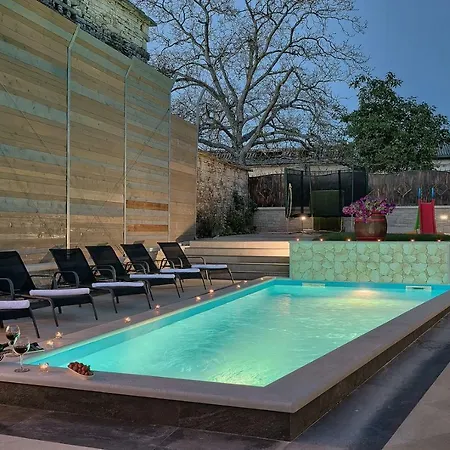 Luxury And Modern With A Pool Villa